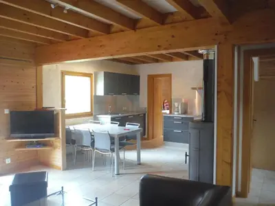 Cuisine ou kitchenette dans l'établissement Les airelles