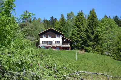 Paysage naturel près de le chalet