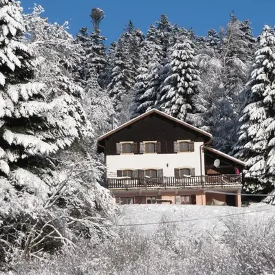 LE CHALET VOSGIEN bain nordique Kota Grill