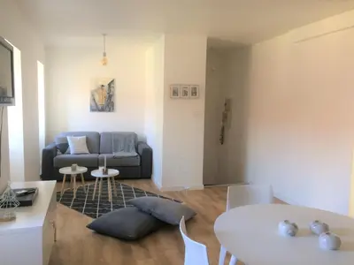 Coin salon dans l'établissement Les Bateliers