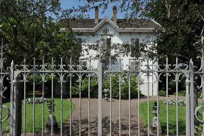 Jardin de l'établissement La Maison D'hôtes du Parc