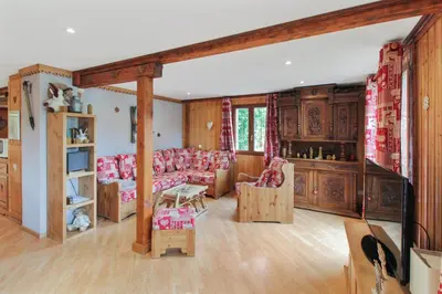 Coin salon dans l'établissement Chalet charmant à Stosswihr avec vue sur montagne + balcon