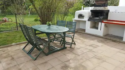 Terrasse ou espace extérieur de l'établissement Au Petit Bonheur Charmant Gite Colmar