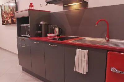 Cuisine ou kitchenette dans l'établissement dampierrelove