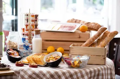 Nourriture dans l'hôtel ou à proximité