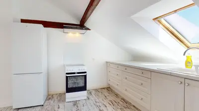 Cuisine ou kitchenette dans l'établissement Le Cocon Colmarien - Proche centre ville et gare - stationnement gratuit - 10 personnes