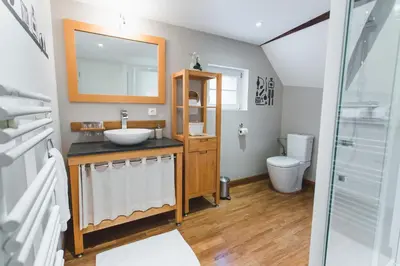 Salle de bains dans l'établissement Hissla Riquewihr Apartments