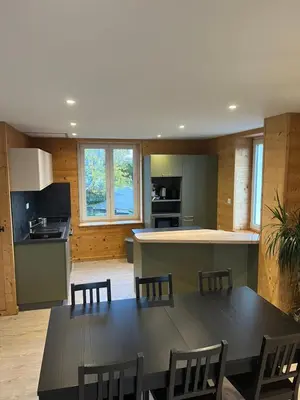Cuisine ou kitchenette dans l'établissement Chez Léa et Lolo - Le Nordique