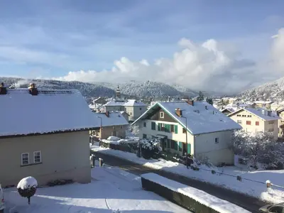 Vue générale sur la montagne ou vue sur la montagne depuis l'appartement