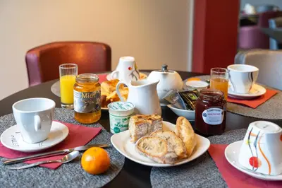 Nourriture dans l'hôtel ou à proximité