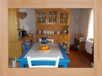 Cuisine ou kitchenette dans l'établissement La Pouponiere