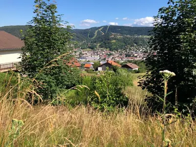 Vue générale sur la montagne ou vue sur la montagne depuis l'appartement