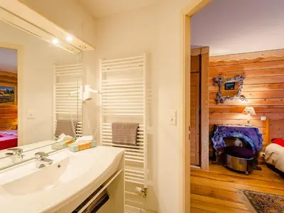 Salle de bains dans l'établissement Auberge De Liezey
