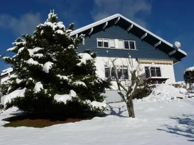 L'établissement La Maison Bel'Air en hiver