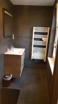 Salle de bains dans l'établissement Caveau de l'ami Fritz