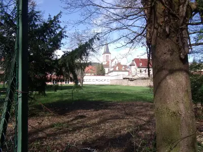 Jardin de l'établissement l'ecureuil