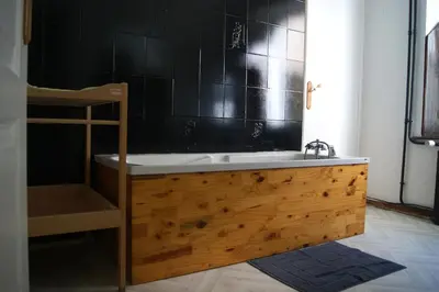 Salle de bains dans l'établissement Gites les Grandes Gouttes