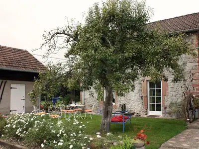 Jardin de l'établissement La grange au tracteur