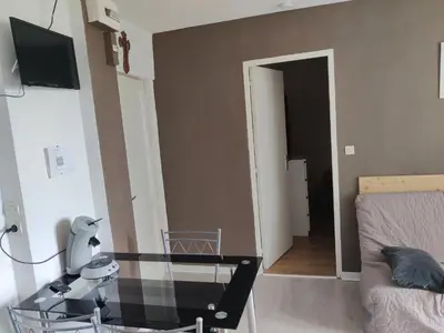 Télévision ou salle de divertissement dans l'établissement Villa Spetz
