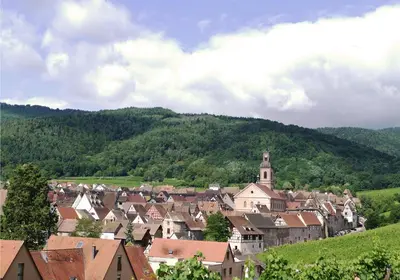 Vue générale sur la montagne ou vue sur la montagne depuis l'appartement