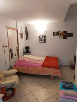 Un ou plusieurs lits dans un hébergement de l'établissement STUDIO ST GREGOIRE Au Pied des Vosges et Vignoble !