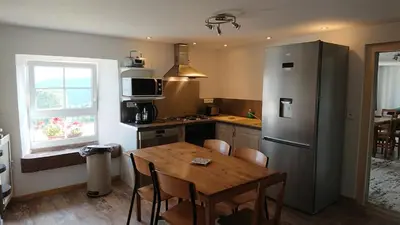 Cuisine ou kitchenette dans l'établissement viaux-fontaine