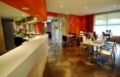 Plan de l'établissement Kyriad Direct Lure