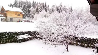 L'établissement chalet trois étoiles en hiver