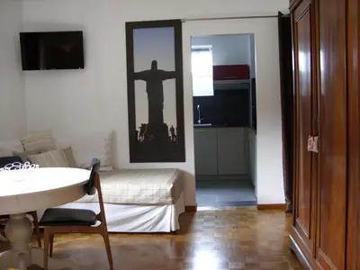 Télévision ou salle de divertissement dans l'établissement Marcia Donatti-A l'Ombre des Coteaux Rio de Janeiro
