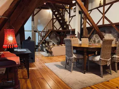 Coin salon dans l'établissement Gîte Le Chemin de Ronde