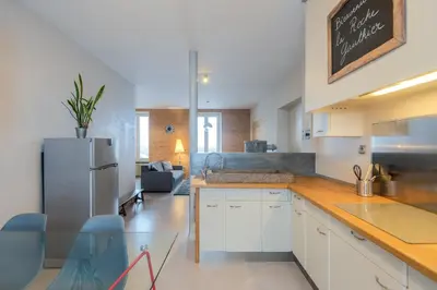 Cuisine ou kitchenette dans l'établissement la roche gauthier 4 personnes