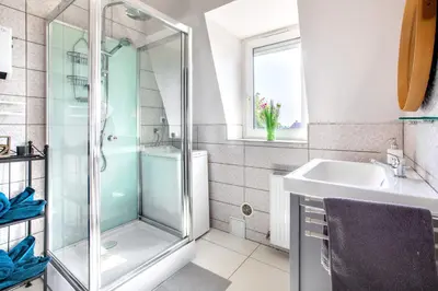 Salle de bains dans l'établissement GANZALIESELE