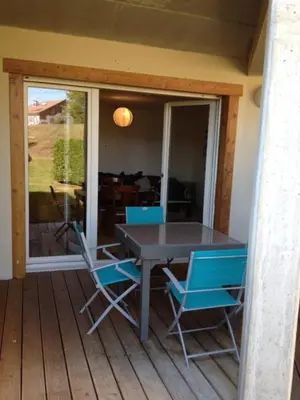 Balcon ou terrasse dans l'établissement les fermes du lacs