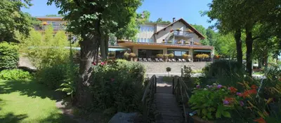 Jardin de l'établissement Hôtel Restaurant Logis Auberge Sundgovienne
