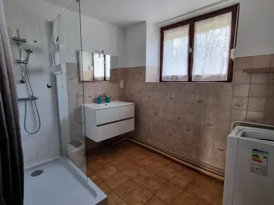 Salle de bains dans l'établissement Au p'tit bonheur vosgien