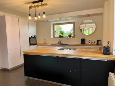 Cuisine ou kitchenette dans l'établissement Alsacebnb - Gîte 12 personnes dans le vignoble - Piscine privée & Spa