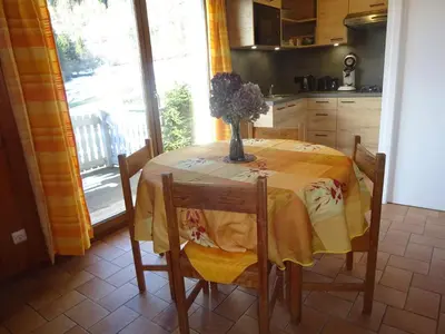 Cuisine ou kitchenette dans l'établissement La Bresse Hautes Vosges Chalet 