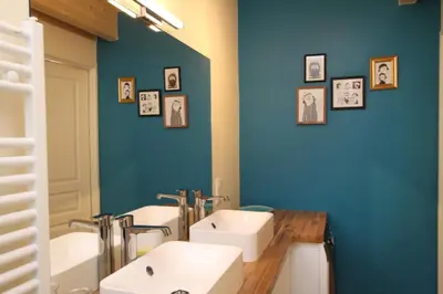 Salle de bains dans l'établissement Le Grenier du 11