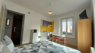 Télévision ou salle de divertissement dans l'établissement Studio d'hôtes à 10 km de Gérardmer (Le Tholy)
