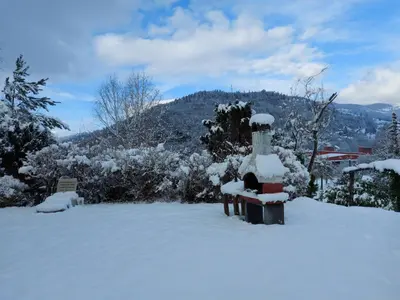 Vue générale sur la montagne ou vue sur la montagne depuis le chalet
