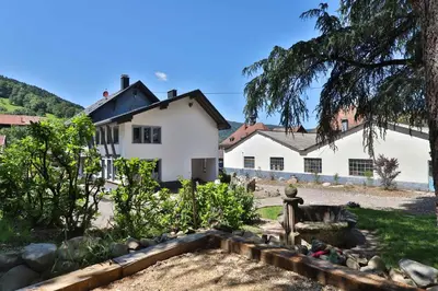 Vue générale sur la montagne ou vue sur la montagne depuis la maison de vacances