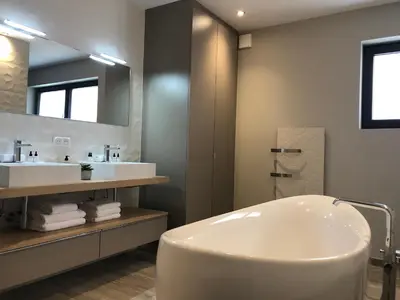 Salle de bains dans l'établissement Gîte Wellness Le Six H