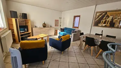 Coin salon dans l'établissement Chez Fretz