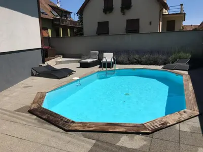 Piscine de l'établissement L'ESCALE SELESTADIENNE ou située à proximité