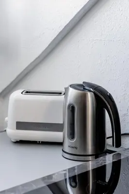 Plateau bouilloire dans l'établissement MyHome Basel 1A44