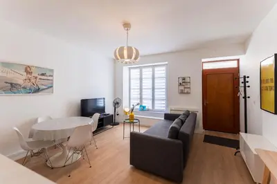 Coin salon dans l'établissement Colmar City Center - Modern Studio COCOON - BookingAlsace