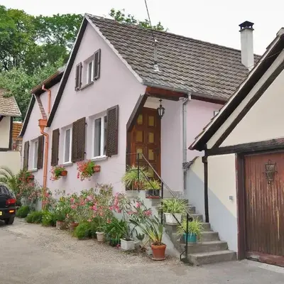 LA MAISON FLEURIE Gîtes du Florimont