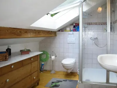 Salle de bains dans l'établissement Holiday Home Escher by Interhome