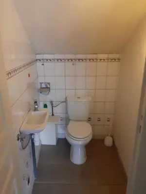 Salle de bains dans l'établissement La tour Gîtes du Florimont