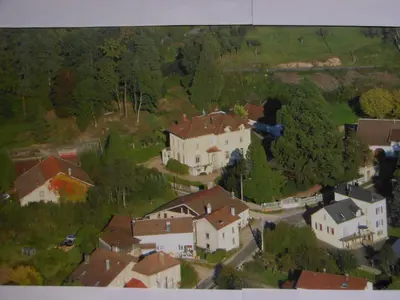 Vue panoramique sur l'établissement Mansion in Vecoux with Pool and Garden